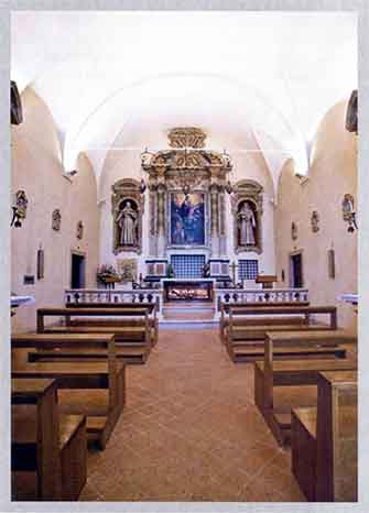 Gruppo di preghiera sui passi di Santa Veronica Giuliani a Napoli - Città di Castello: interno della chiesa del monastero